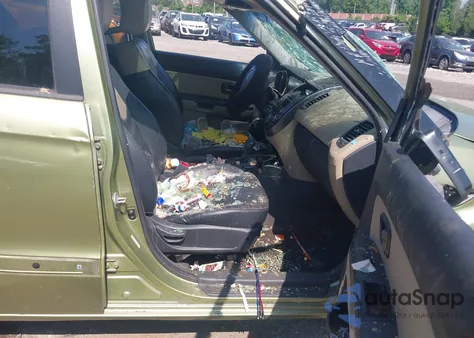 2011 Kia Soul +/!/Sport из США, поврежденный, VIN KNDJT2A25B7202477